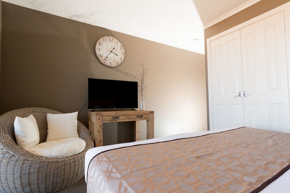 Beach Haven Executive Apartments Korora Buitenkant foto