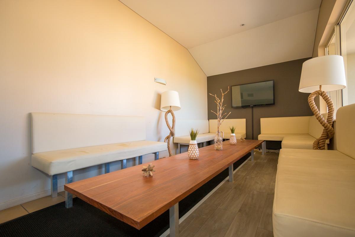 Beach Haven Executive Apartments Korora Buitenkant foto