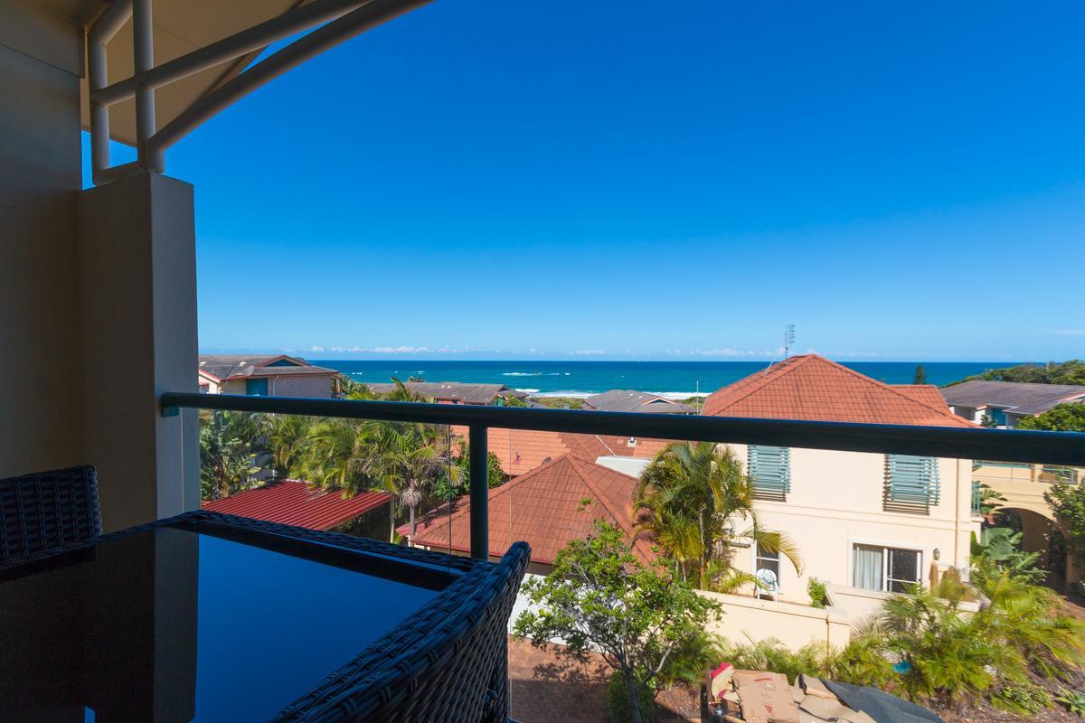 Beach Haven Executive Apartments Korora Buitenkant foto