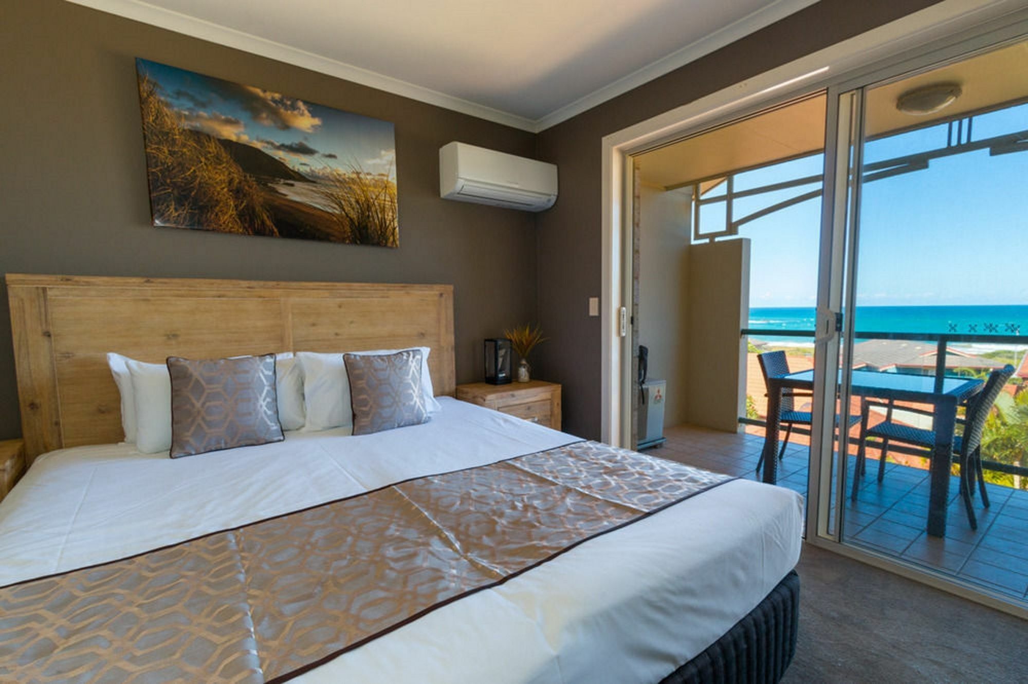 Beach Haven Executive Apartments Korora Buitenkant foto